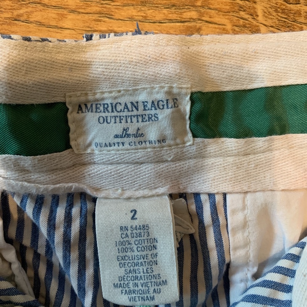 Shorts - Picture 4 of 4